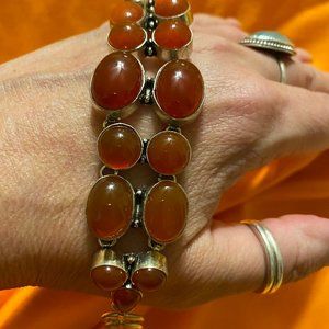 .925 plated 70.00 ctw Carnelian bracelet